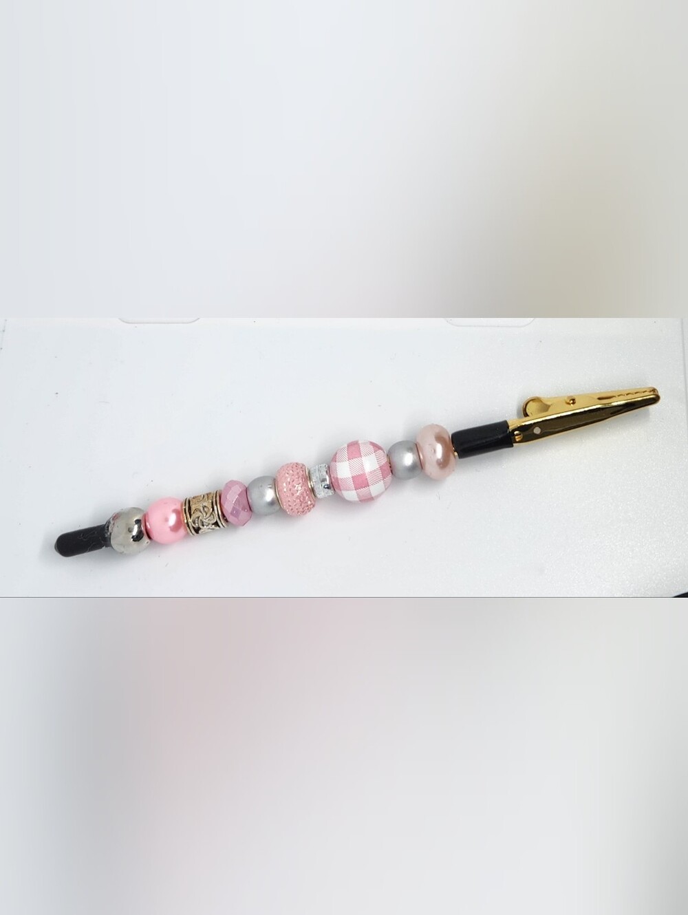 Pink Anything Holder Decorative Alligator Clip